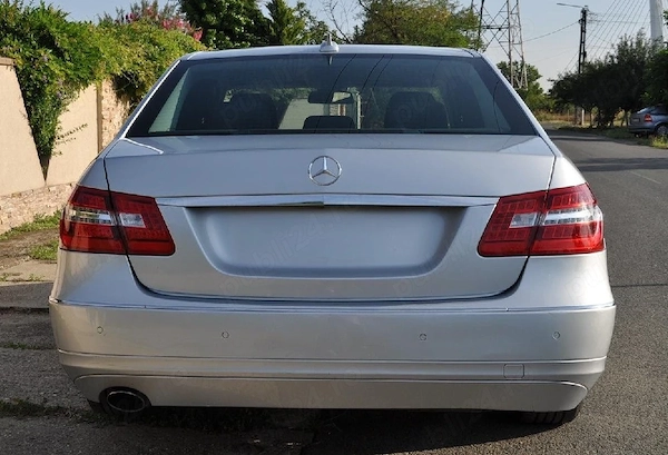 MERCEDES-BENZ E-Class 2010 — imagine 4
