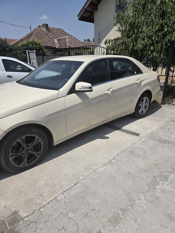 MERCEDES-BENZ E-Class 2013 — imagine 4