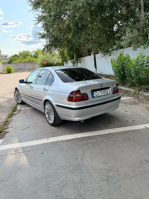 BMW 3 Series 2002 — imagine 5