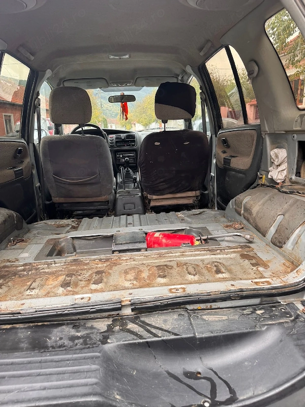 SUZUKI Grand Vitara 1998 — imagine 4