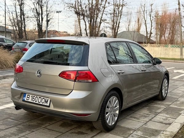 VOLKSWAGEN Golf 2013 — imagine 3