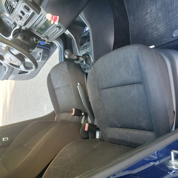 SKODA Fabia 2012 — imagine 3