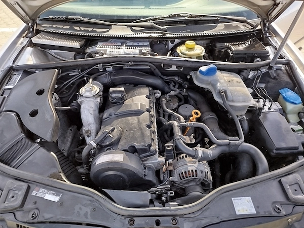 VOLKSWAGEN Passat 2003 — imagine 10