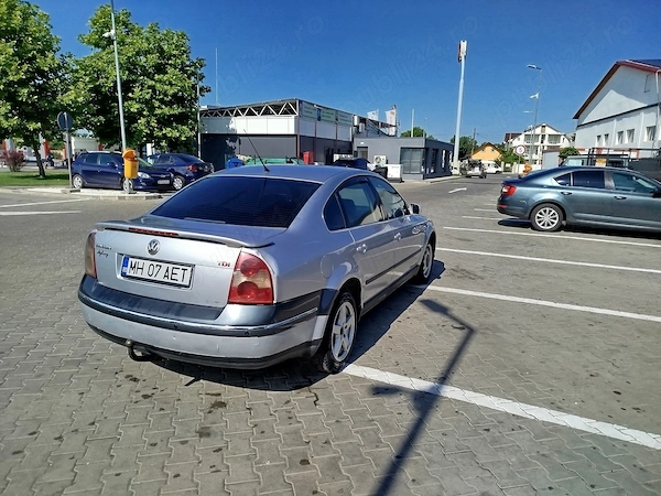 VOLKSWAGEN Passat 2003 — imagine 3