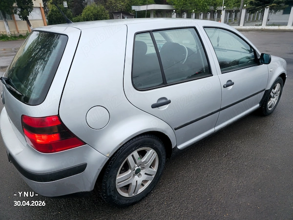 VOLKSWAGEN Golf 2002 — imagine 6