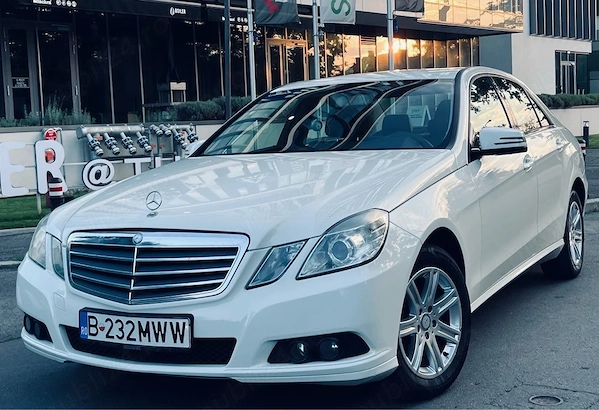 MERCEDES-BENZ E-Class