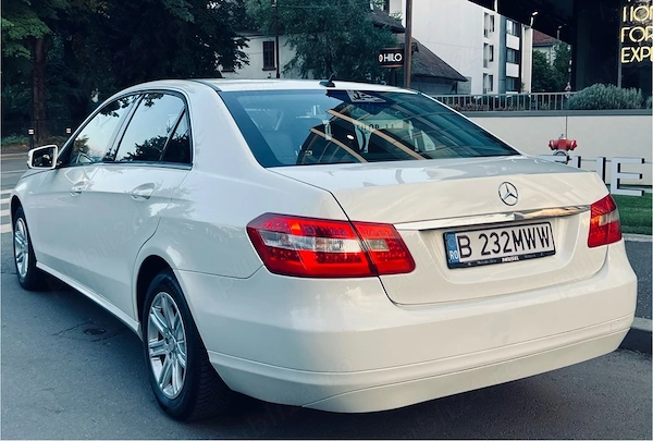 MERCEDES-BENZ E-Class 2011 — imagine 4
