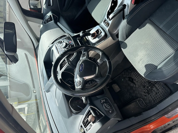 Vând Ford C-Max 2