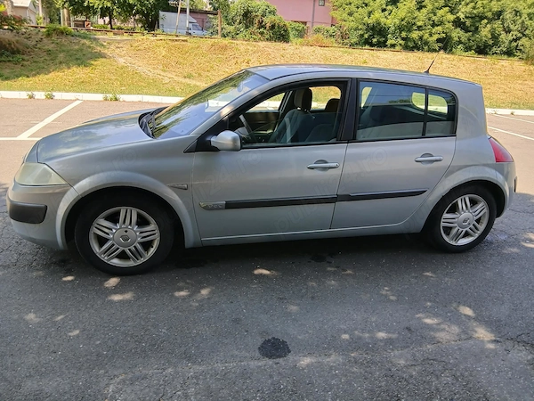 RENAULT Arkana 2009 — imagine 4