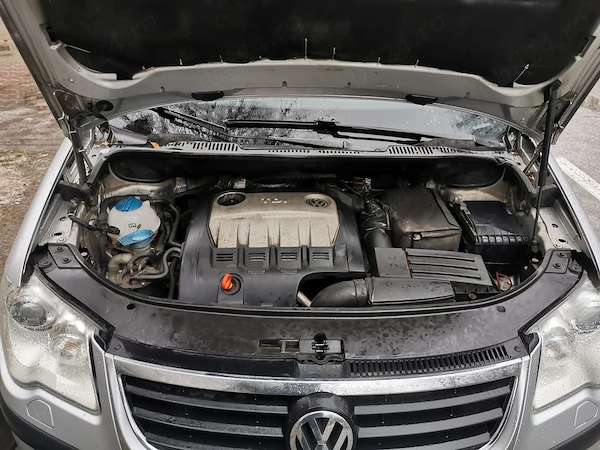 VOLKSWAGEN Touran 2008 — imagine 4