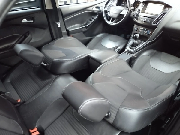 FORD Focus 2015 — imagine 6