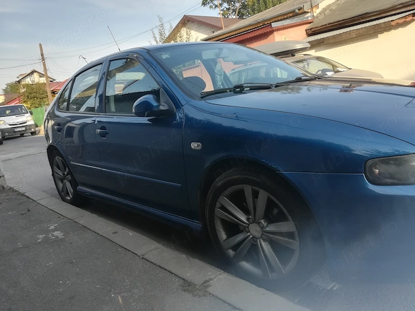 SEAT Leon 2004 — imagine 4