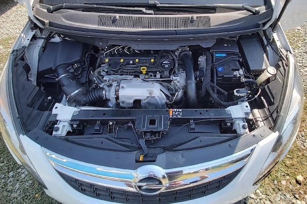 OPEL Zafira 2013 — imagine 5