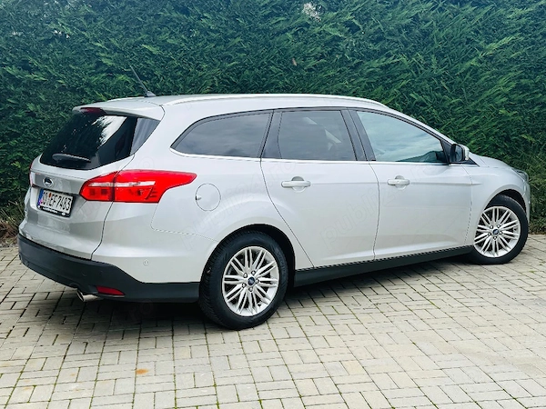 FORD Focus 2018 — imagine 5