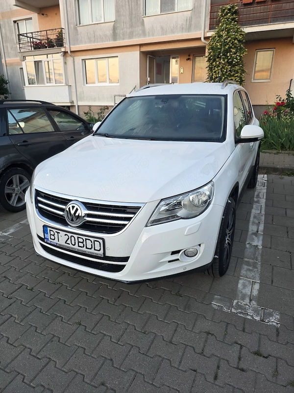 VOLKSWAGEN Tiguan 2010 — imagine 3