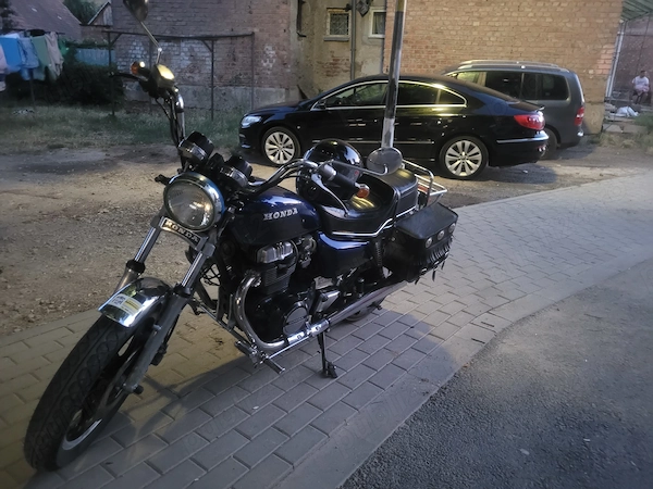 Honda 400 chopper