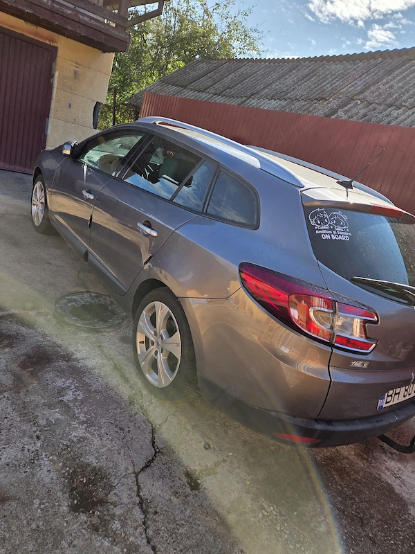RENAULT Megane 2011 — imagine 4