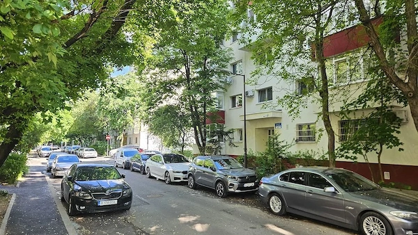 Apartament 2 camere. Zona Brancoveanu. Huedin — fotografia 1