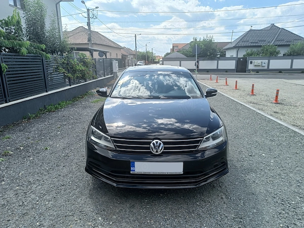 VOLKSWAGEN Jetta 2017 — imagine 30