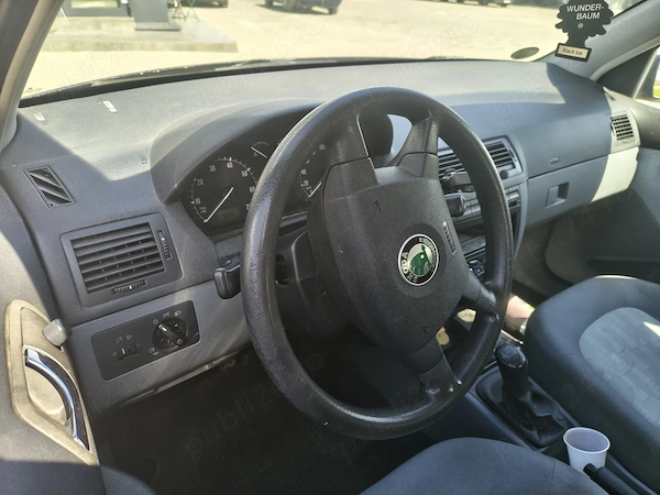 SKODA Fabia 2000 — imagine 4