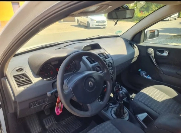 RENAULT Megane 2009 — imagine 5
