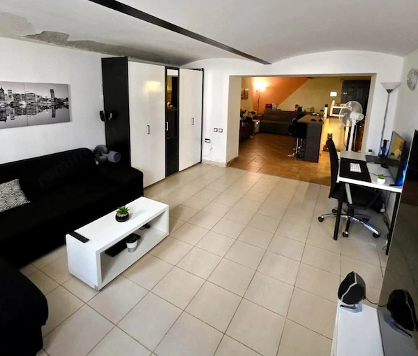 Apartament cu 2 camere, 68 mp utili, demisol - Zona Ultra Centrala — fotografia 1
