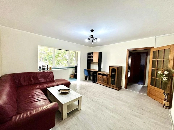Apartament 3 camere, 64 mp utili, etaj 4 - Zona Complexului — fotografia 1