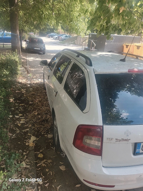 SKODA Octavia 2010 — imagine 4
