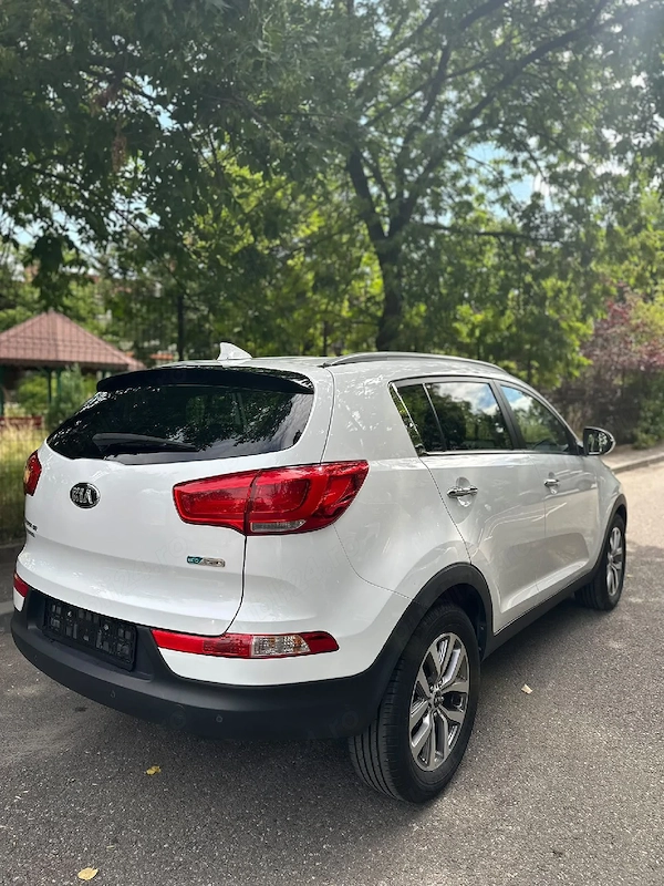 KIA Sportage 2015 — imagine 2
