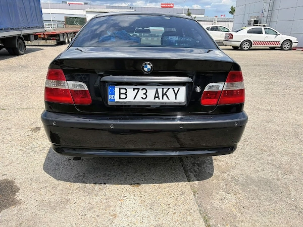 BMW 3 Series 2004 — imagine 5