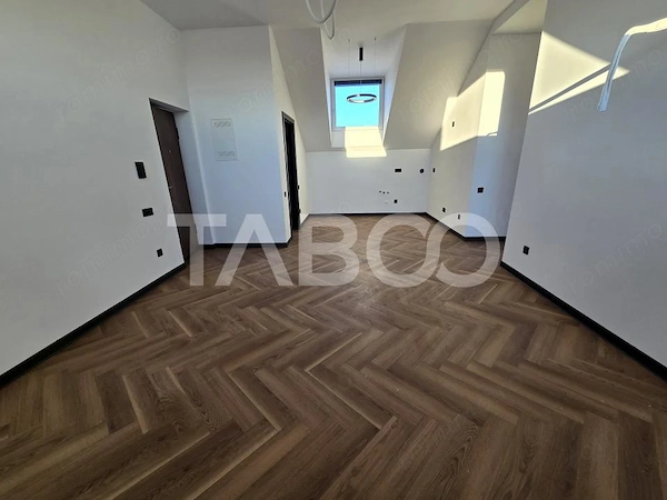 Apartament decomandat 3 camere 2 locuri de parcare Turnisor Sibiu — fotografia 2