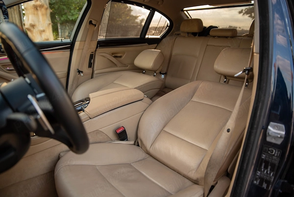 BMW 5 Series 2013 — imagine 10