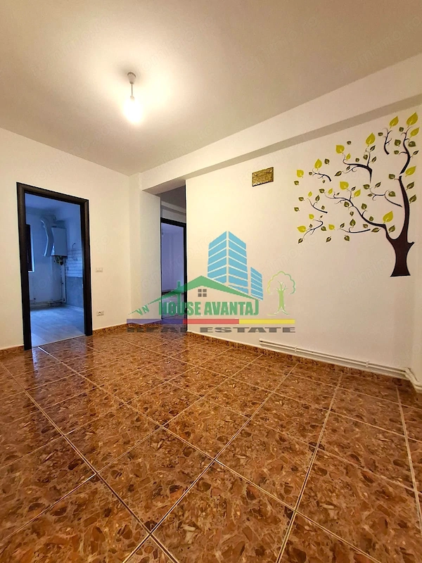 Apartament 3 camere Ultracentral etaj 1 — fotografia 1
