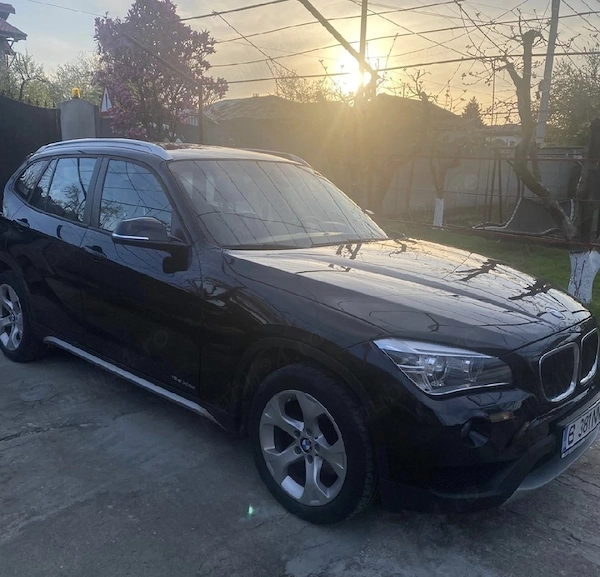 BMW iX1 2014 — imagine 2
