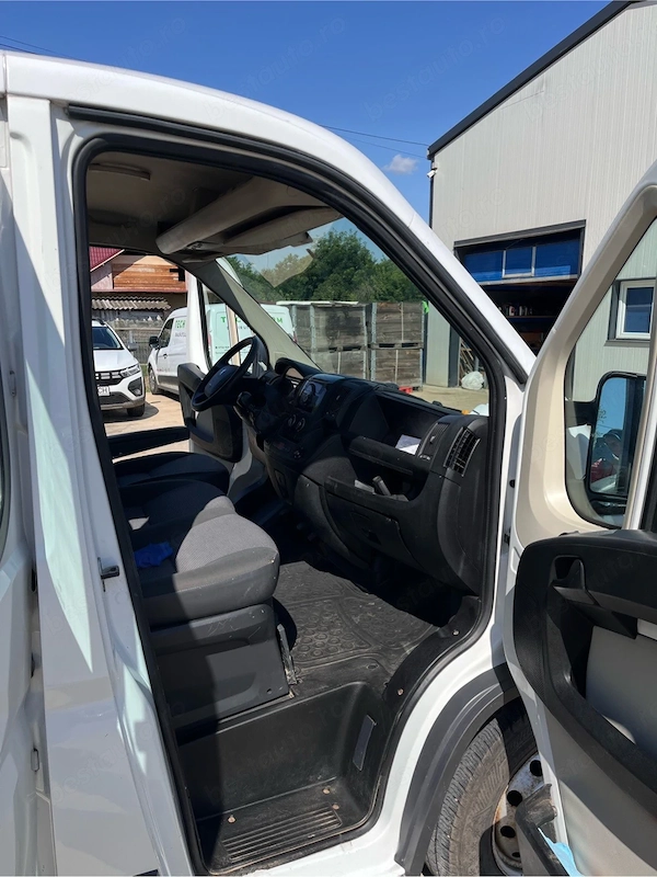 PEUGEOT Boxer 2011 — imagine 4