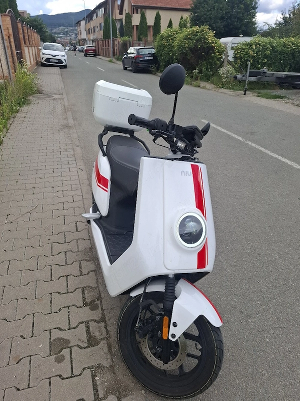 Scuter electric NIU GTS PRO