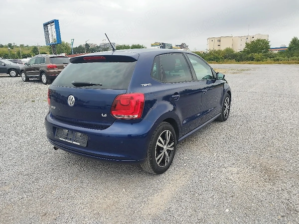 VOLKSWAGEN Polo 2010 — imagine 3