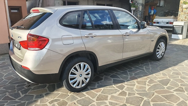 BMW X Series (Generic) 2010 — imagine 4