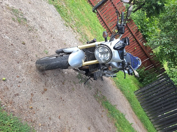 Honda hornet pc34