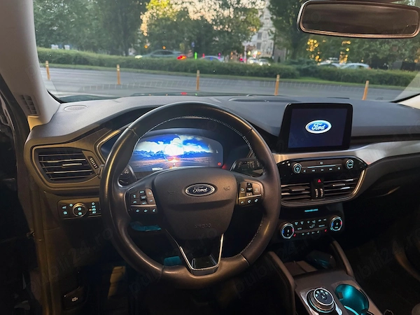 FORD Kuga 2022 — imagine 6