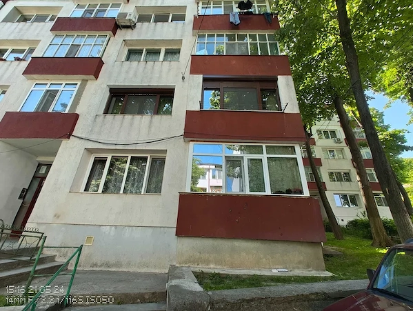 Apartament 2 camere, etaj 1, renovat, mobilat nou și utilat — fotografia 3