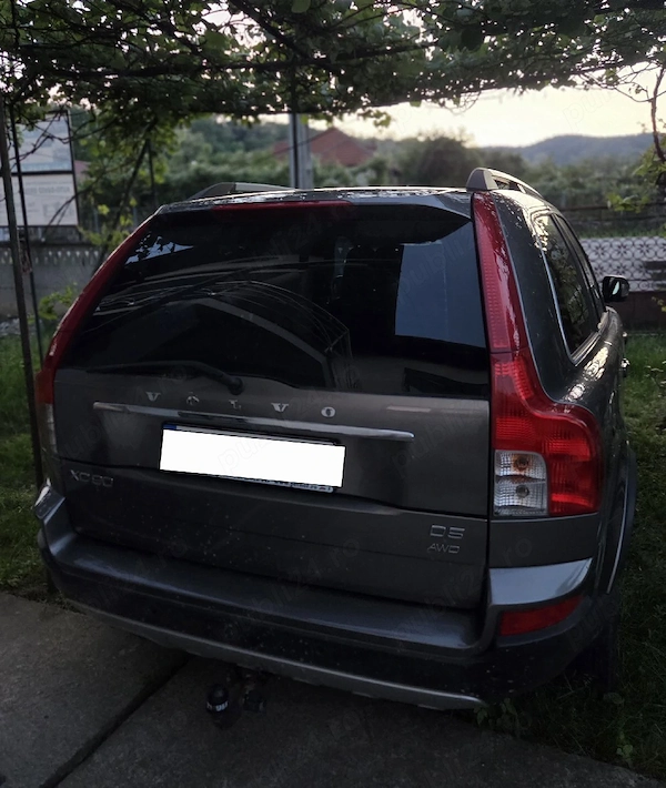 VOLVO XC90 2011 — imagine 3