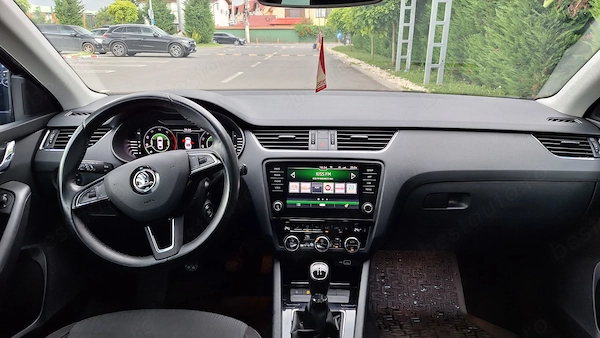 SKODA Octavia 2020 — imagine 4