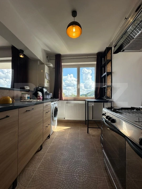 Apartament ultracentral cu panoramă deosebită | 2 balcoane | Gata de mutat — fotografia 1