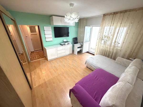 Apartament 2 camere Brazda lui Novac Etaj 1 Centrala termica 52mp — fotografia 1