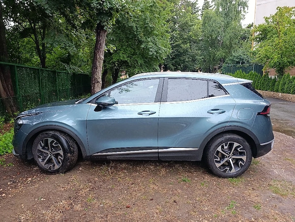 KIA Sportage 2022 — imagine 4