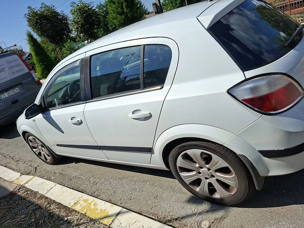 OPEL Astra 2004 — imagine 4