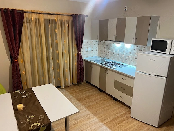Apartamente 2 camere de închiriat — fotografia 3