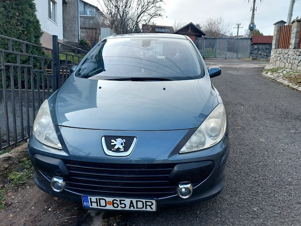 PEUGEOT 307