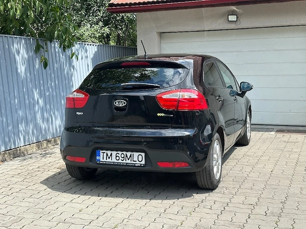 KIA Rio 2012 — imagine 4